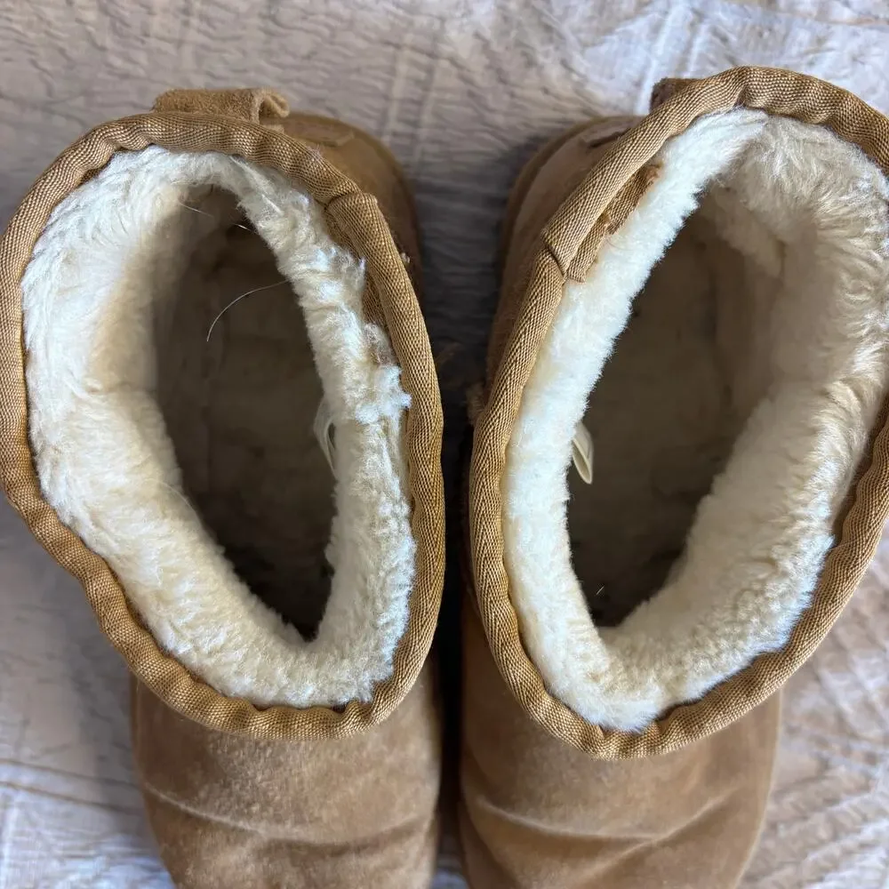 UGG Classic Mini Chestnut Shearling Boots US9/EU40 Genuine Sheepskin Well Loved